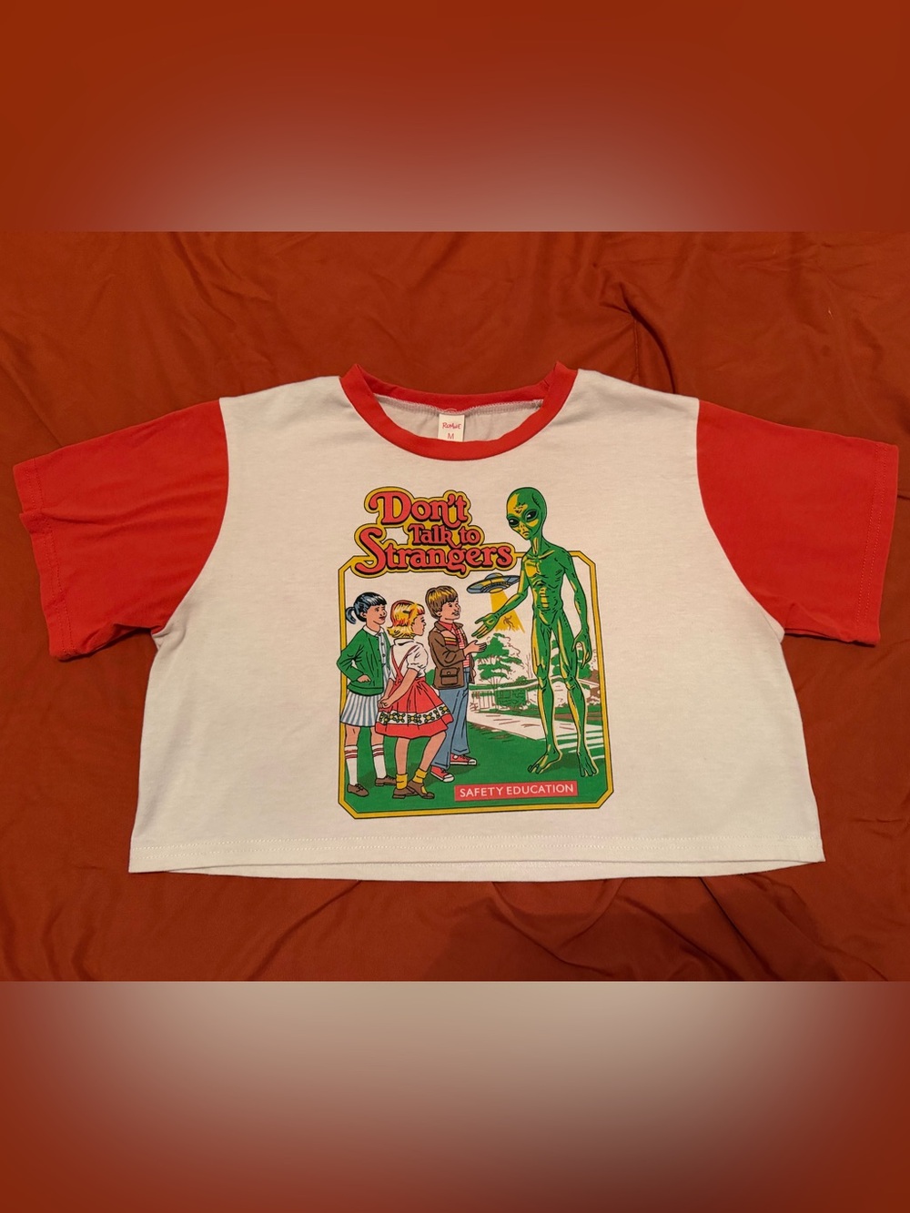ROMWE Don’t Talk To Strangers Alien Cropped Baseball-Style Short Sleeve Tee